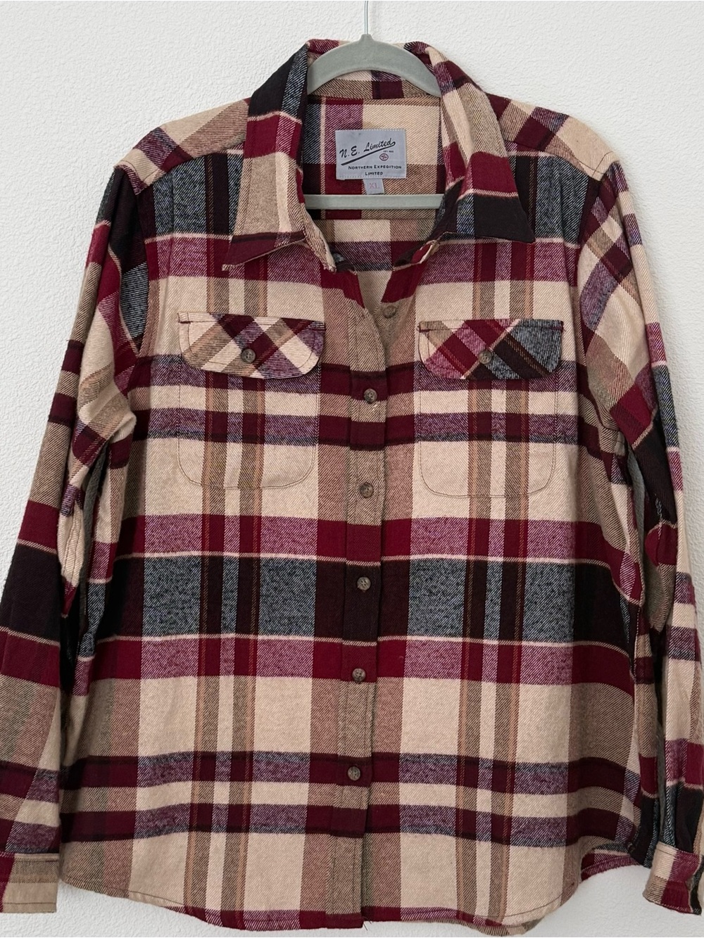 N E Limited Northern Expedition Big Bold Plaid Flannel Shirt XL Burgundy Cream